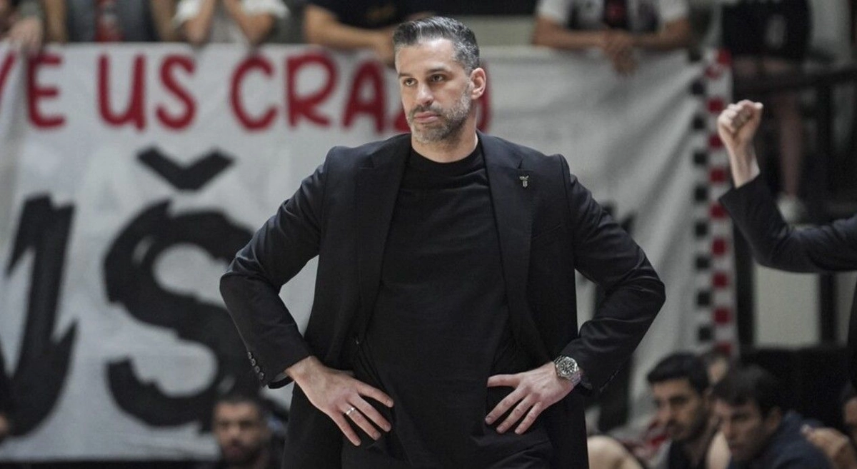 TBF Disiplin Kurulundan Beşiktaş ve başantrenör Alimpijevic'e para cezası