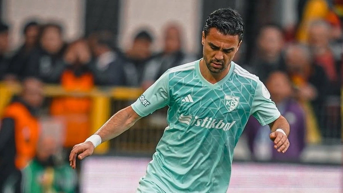 Kayeserispor'dan Furkan Soyalp'in sözleşmesini tek taraflı feshetmesi hakkında açıklama: "Hukuken geçersiz"