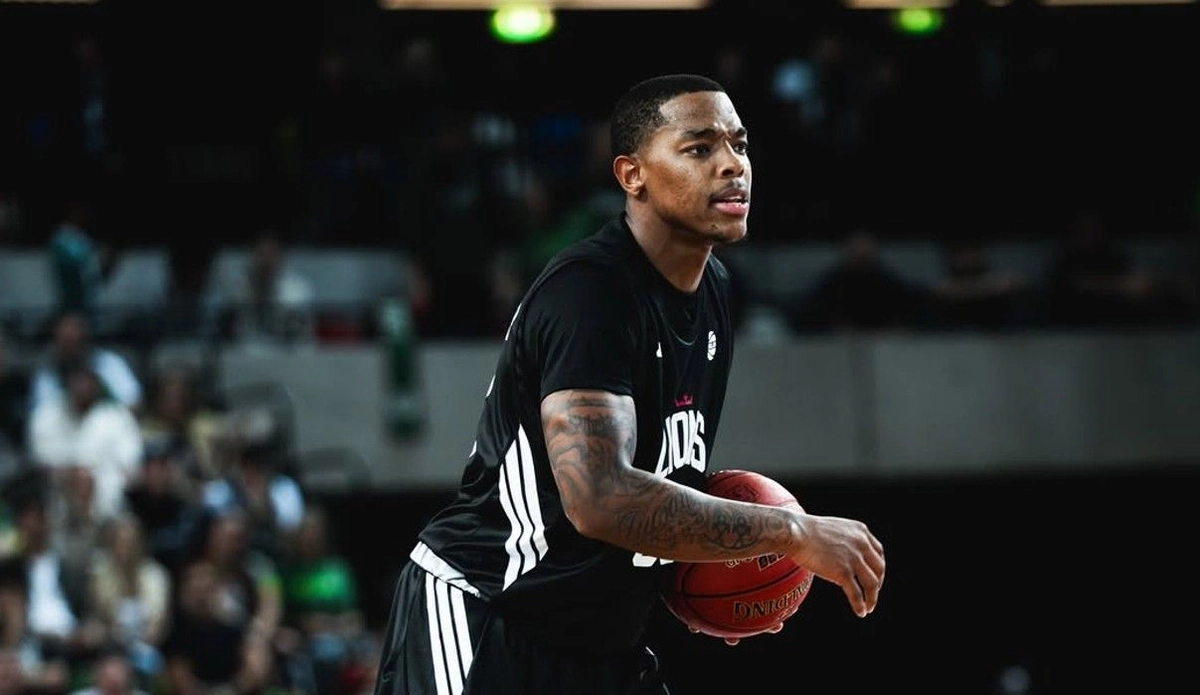 TOFAŞ, ABD'li basketbolcu Shavar Reynolds'ı kadrosuna kattı