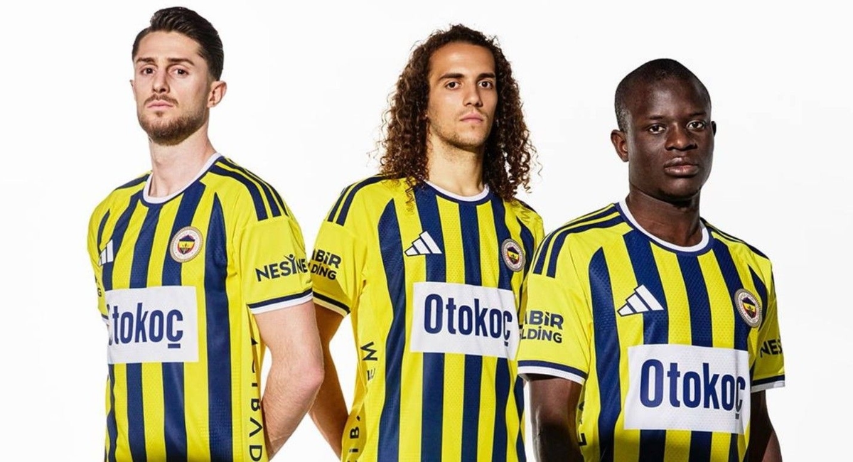 Fenerbahçe'de forma satış rekoru kırıldı! 5 günde kasa doldu