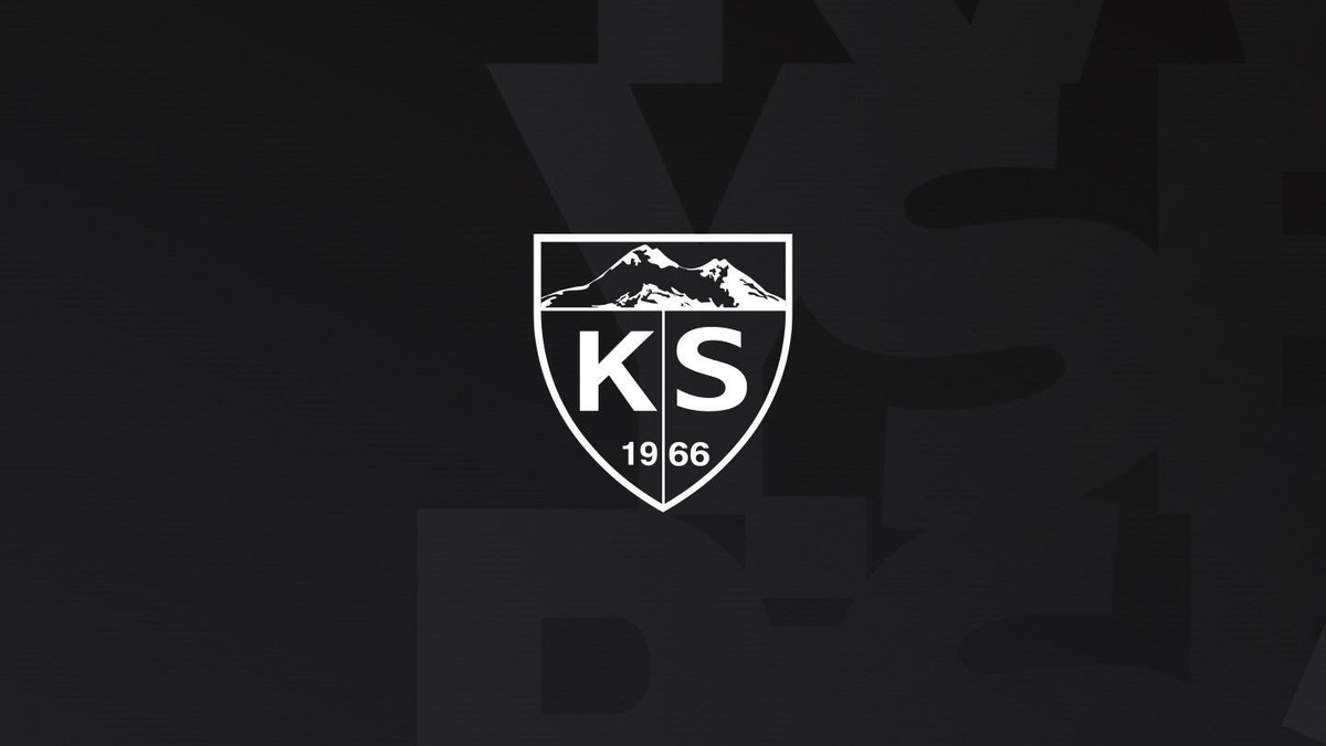 Kayserispor'da ayrılık! Sözleşmesini tek taraflı feshetti