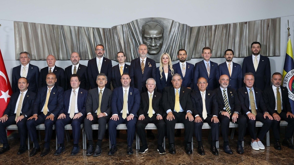 Fenerbahçe'de görev dağılımı yapıldı