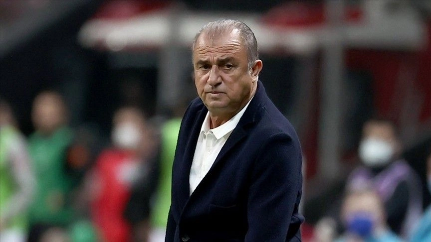 Fatih Terim'den merak uyandıran paylaşım: "Bekleyin!"