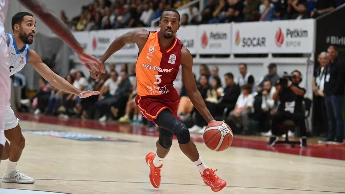 Galatasaray'da Errick McCollum'la yollar ayrıldı