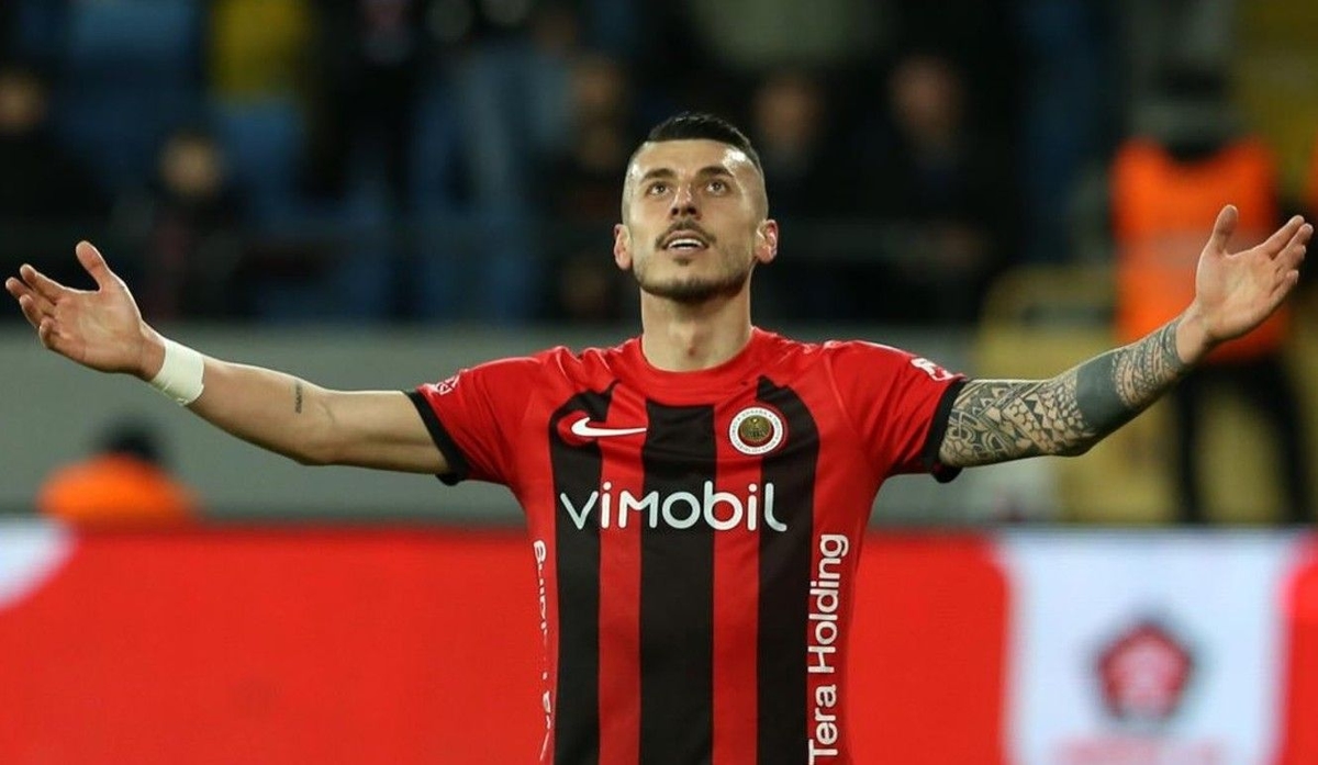 Gençlerbirliği'nden sözleşmesini feshedip Trabzonspor ile anlaşan Metehan Mimaroğlu hakkında açıklama