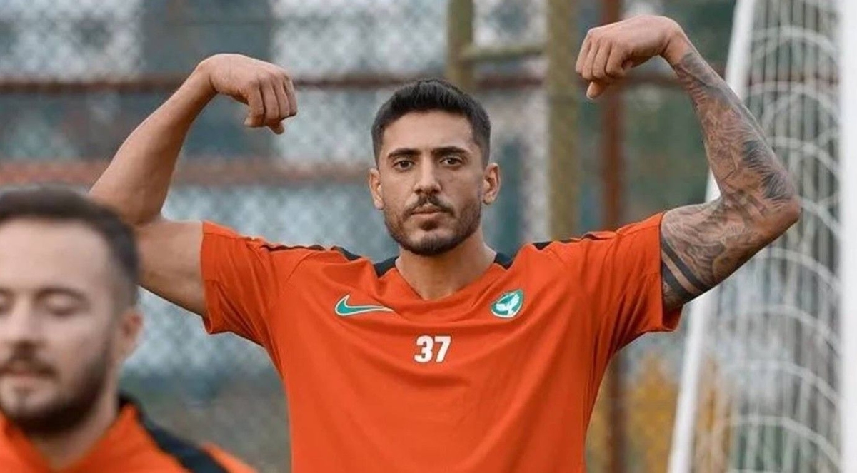 Süper Lig ekibinde flaş gelişme! Yönetim "takım bul" dedi, tecrübeli futbolcu kamptan ayrıldı