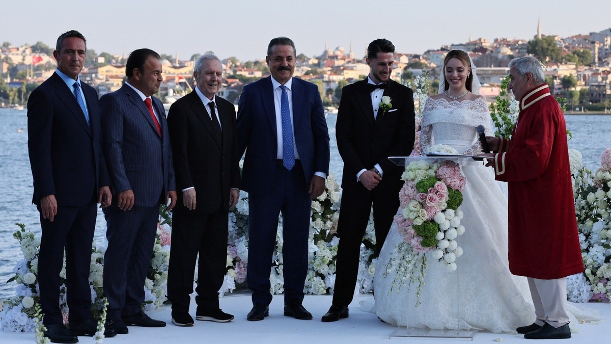 İsmail Yüksek evlendi: Nikah şahidi Ali Koç, Aziz Yıldırım