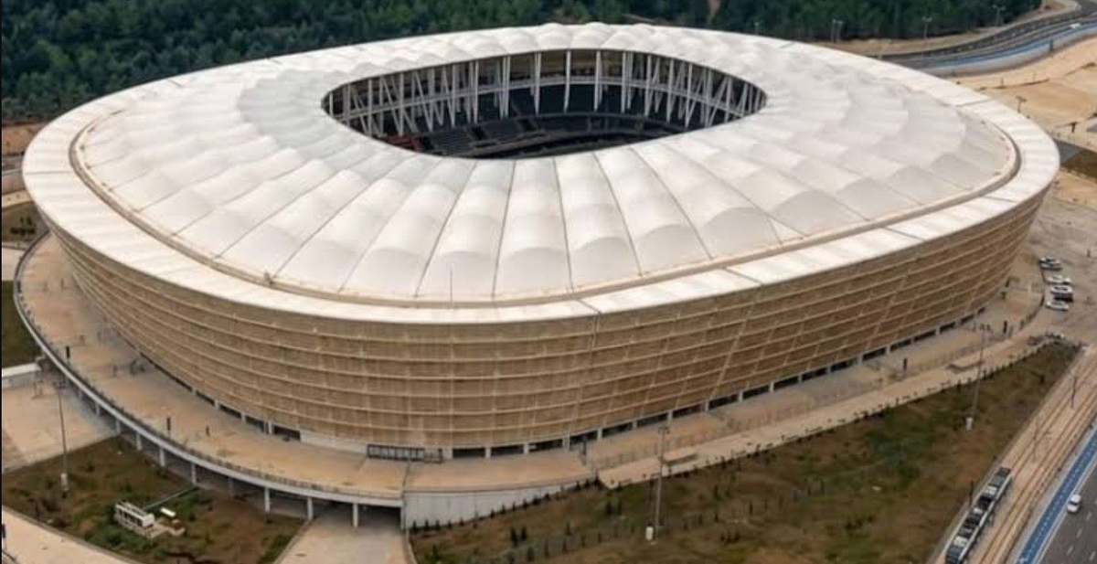Türk futbolunun köklü kulübü Adanaspor'u devralmak için 200 milyon TL teklifler ettiler