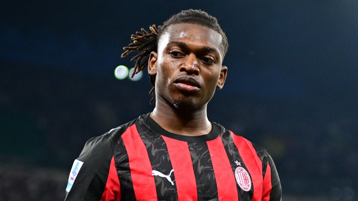 FLAŞ | Transferde ezeli rekabet! Galatasaray ve Fenerbahçe yıldız futbolcu için karşı karşıya