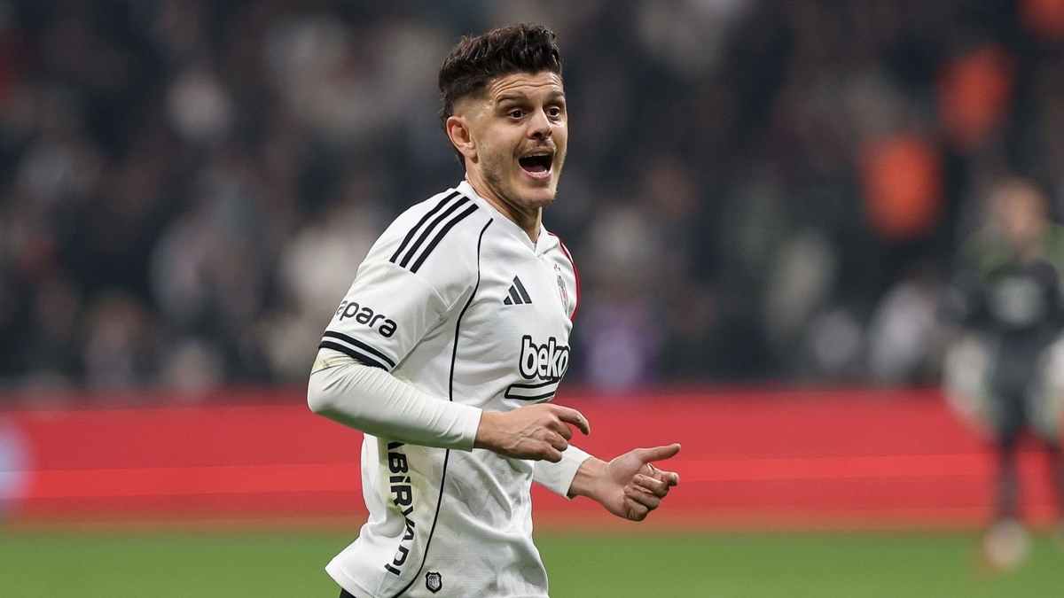 Ayağının tozuyla golünü attı! Rashica fişi çekti