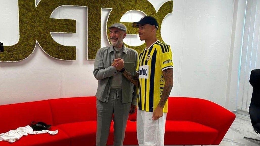 Mason Greenwood, Fenerbahçe formasını giydi!