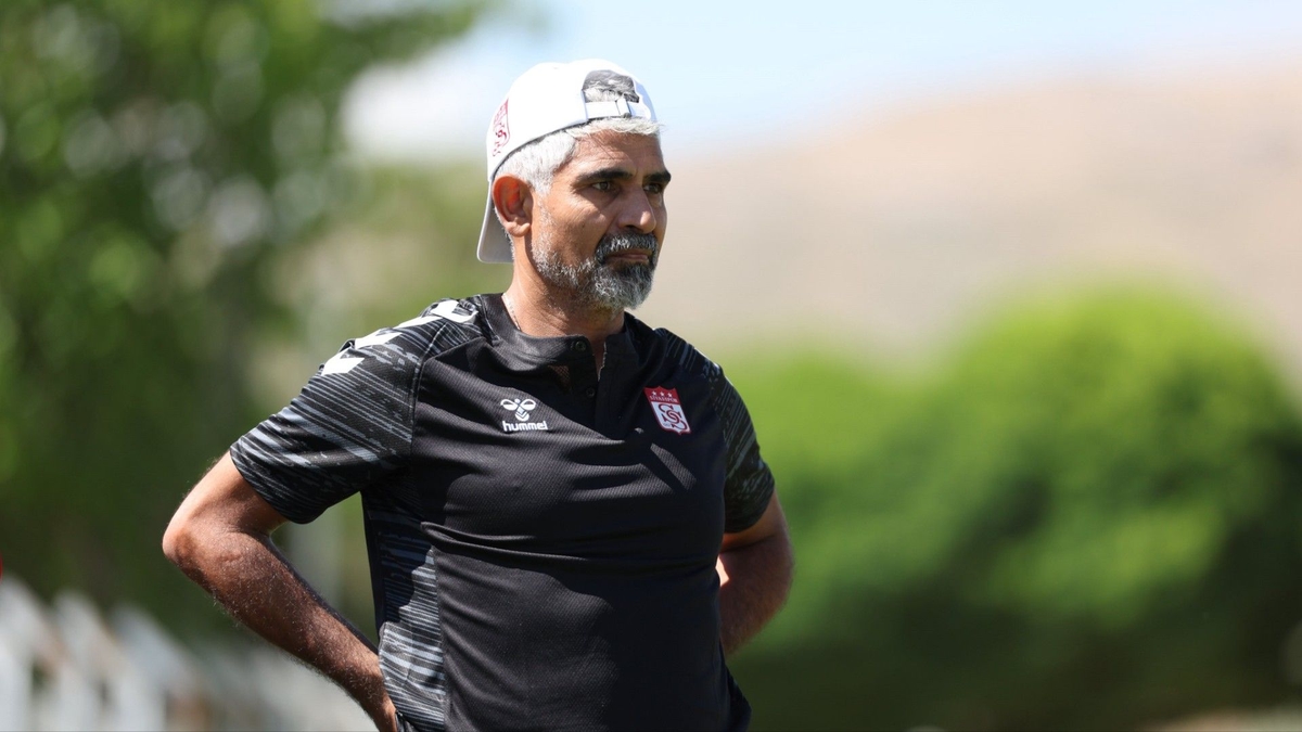 İsmet Taşdemir: "Sivasspor’da ilk hedefimiz borçları sıfırlamak"