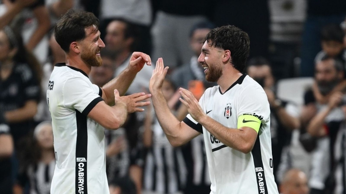 Salih Özcan: "İkinci maça daha rahat çıkabilirdik"