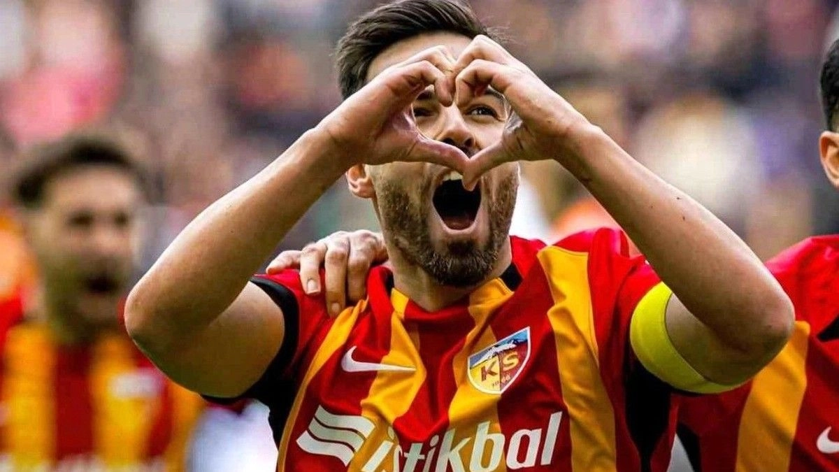 Kayserispor'da 3 futbolcu kadro dışı bırakıldı!