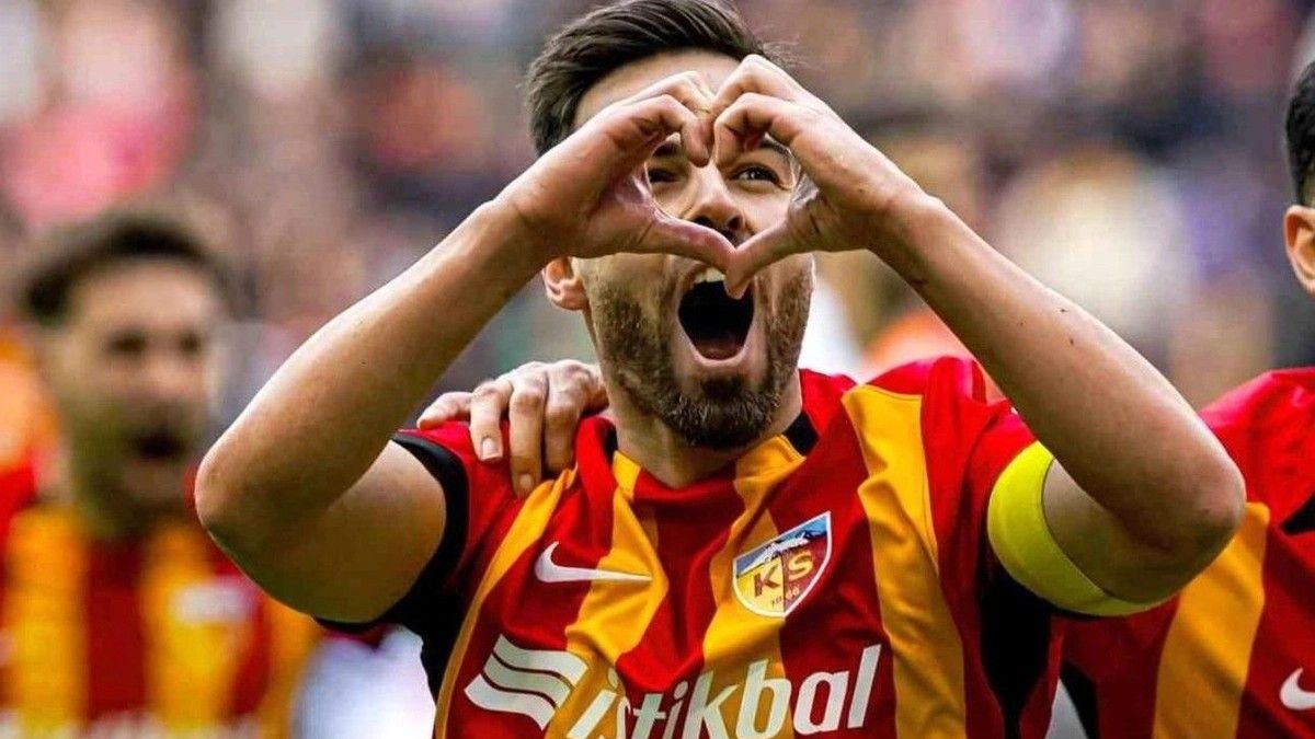 Kayserispor'da 3 futbolcu kadro dışı bırakıldı!