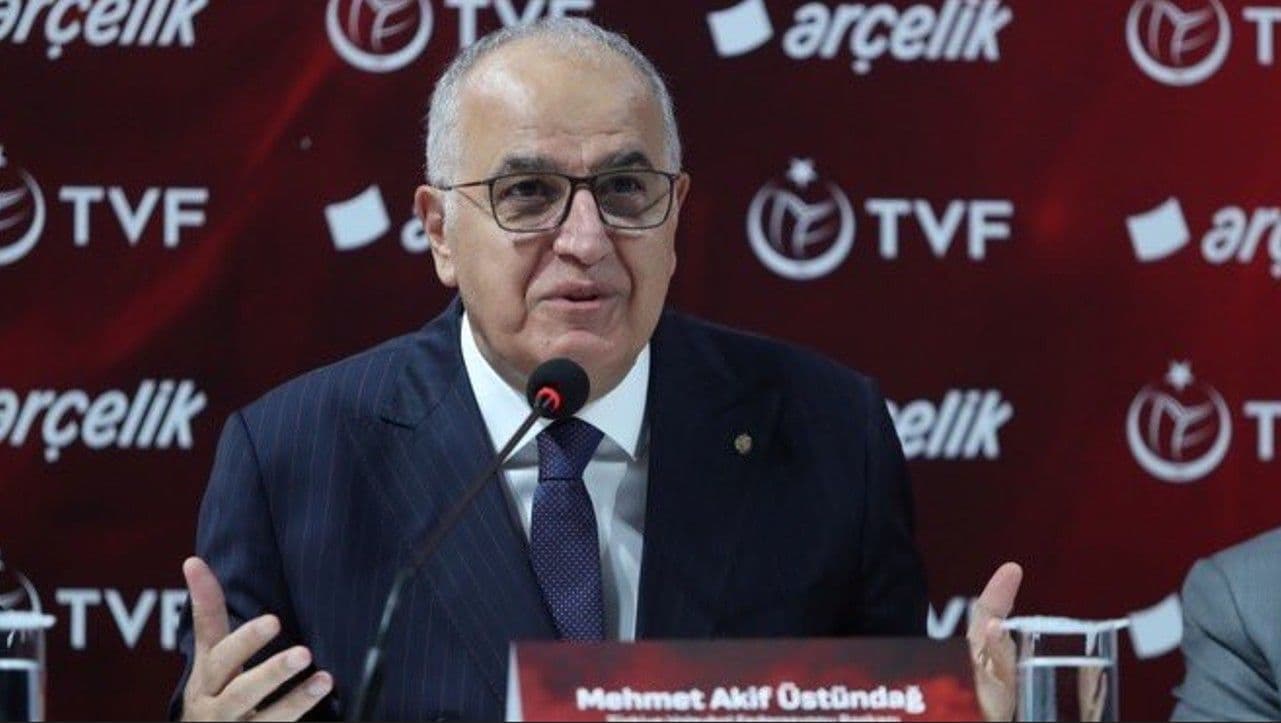 Türkiye Voleybol Federasyonu Başkanı Üstündağ: "Tarihte bir ilk gerçekleşti"
