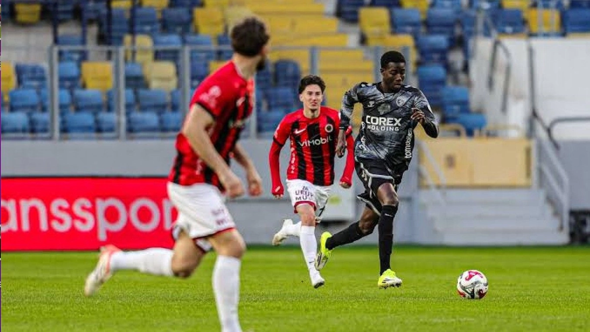 Samsunspor 100 bin euroya aldığı Ali Diabate için gelen 8 milyon euroluk teklifi reddetti