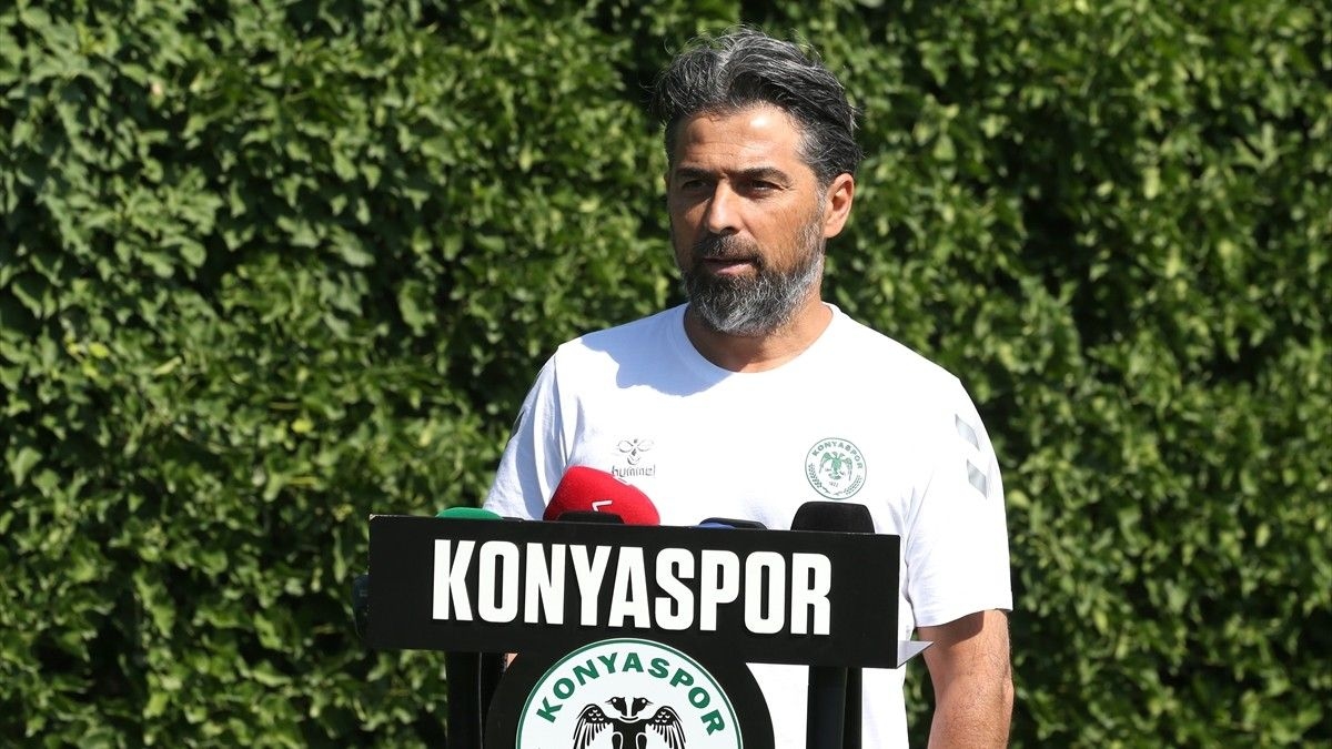 Konyaspor'da İlhan Palut'tan transfer açıklaması