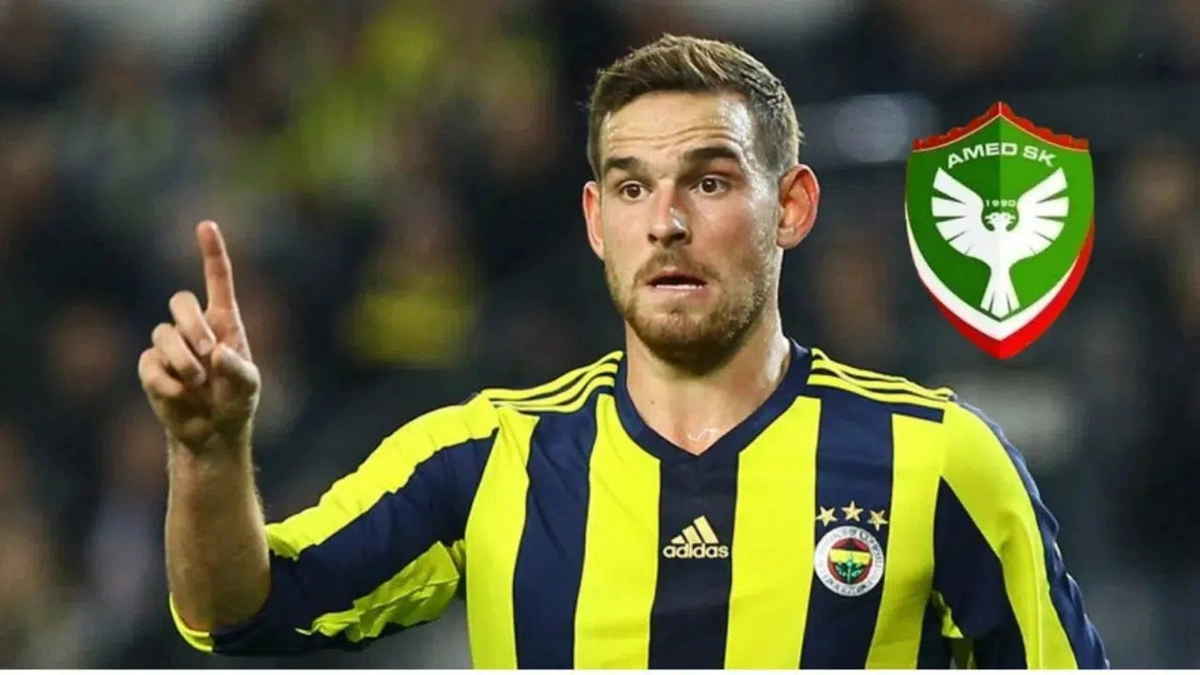 Taraftar tepki verdi, Amedspor eski Fenerbahçeli golcü transferini iptal etti