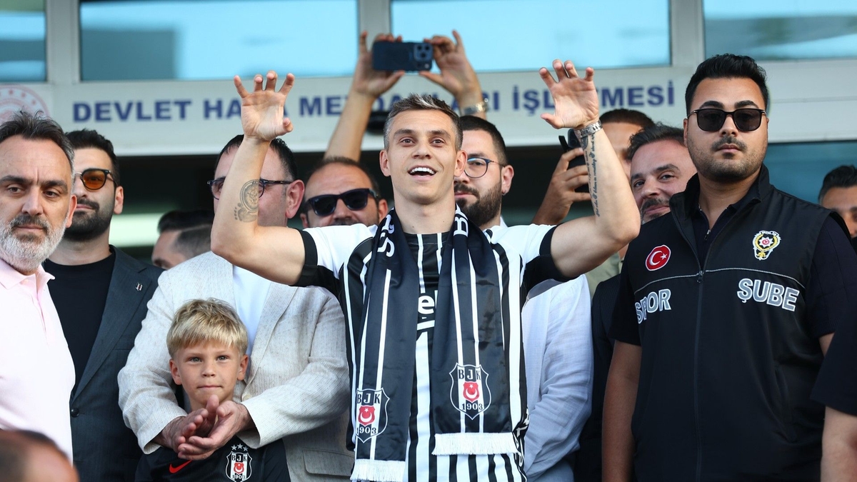 Beşiktaş'ın yeni transferi Trossard'dan ilk açıklama
