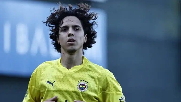 Emre Demir'in yolu yeniden Kayserispor'la kesişiyor