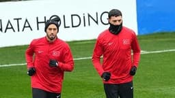 Sinan Akçıl'dan olay iddia: "Hakan ve Merih benim marşımı istemedi!"