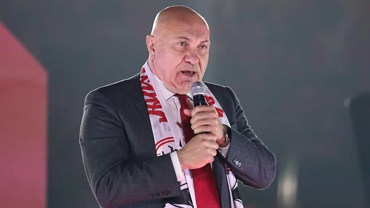 Yüksel Yıldırım'dan transfer müjdesi: "Daha iyilerini bakıyoruz!"