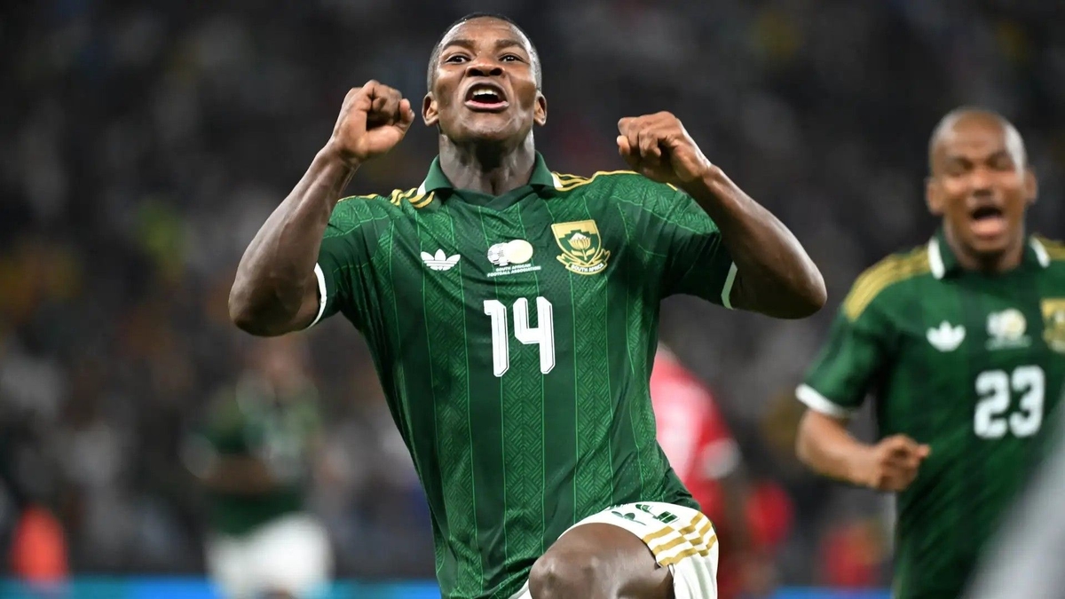 Galatasaray, 10+4'e Güney Afrikalı stoperi getiriyor! Mbekezeli Mbokazi...