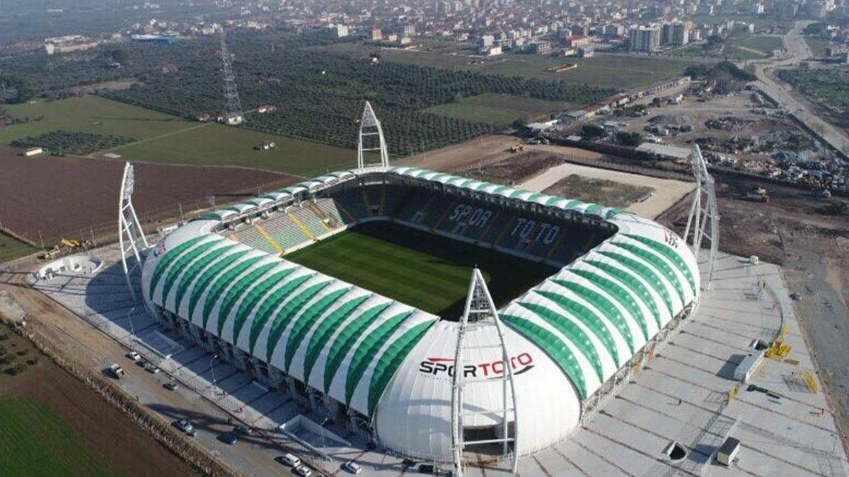 1. Lig ekibi Vanspor, iç sahada oynayacağı her maç için 1738 kilometre yol gidecek