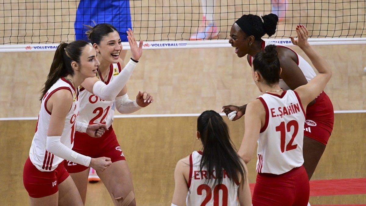 A-Milli-Kadın-Voleybol-Takımı