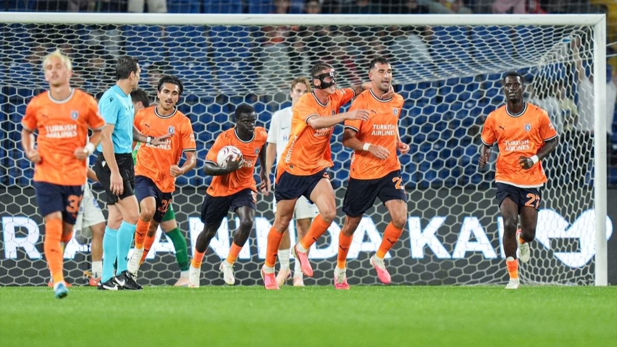 Başakşehir’de sezonun ilk golü Emin Bayram’dan