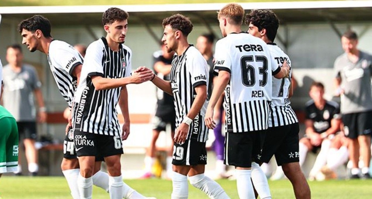Beşiktaş, Slovakya kampını yarın oynayacağı iki maçla tamamlayacak