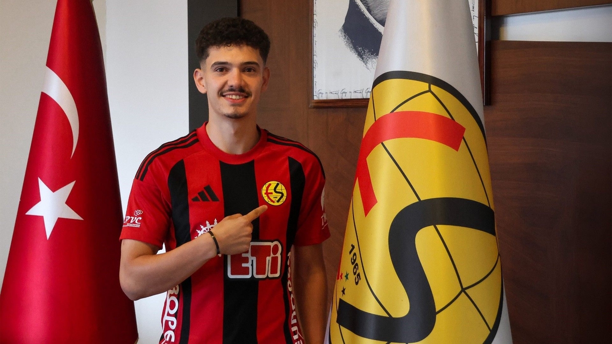 Eskişehirspor'dan stoper transferi! İmzalar atıldı
