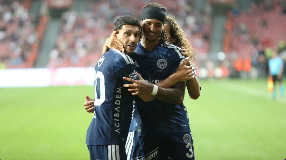 Archie Brown: "Beşiktaş taraftarına mesaj gönderiyorum"