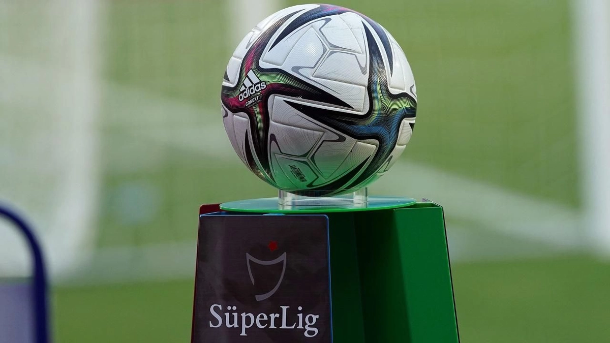 Süper Lig'de en pahalı ve en ucuz kombine fiyatları! Galatasaray ve Trabzonspor, Fenerbahçe ve Beşiktaş'a fark attı