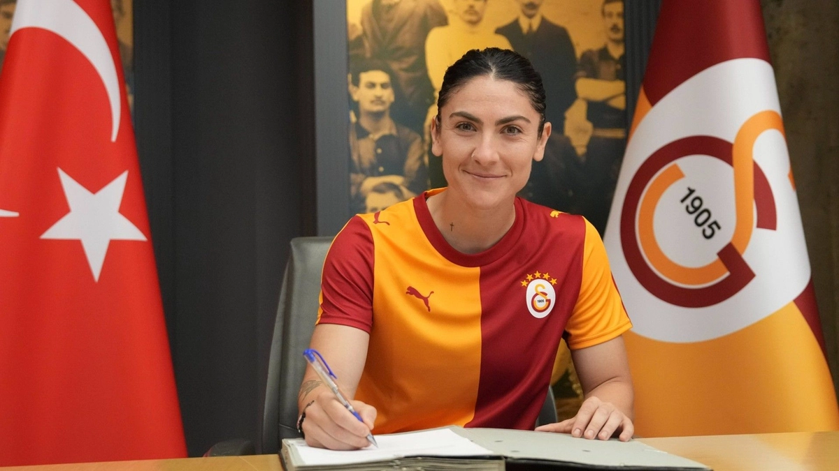 Yunan yıldız Eleni Markou, Galatasaray'da!