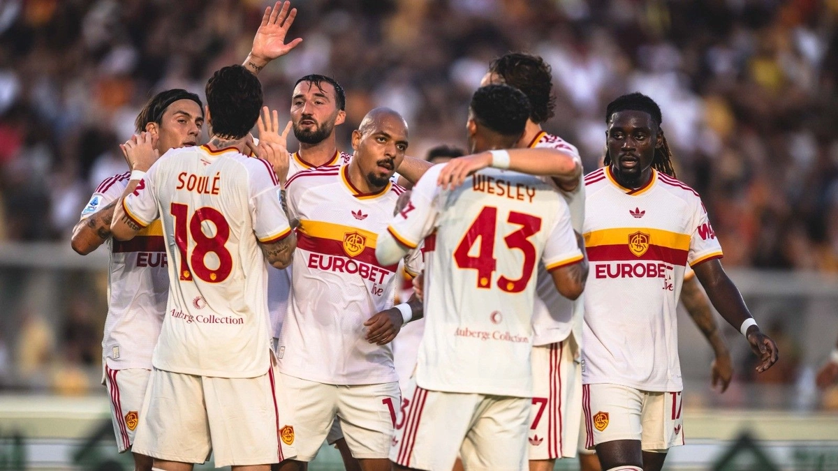 (ÖZET) Fenerbahçe'nin rakibi Roma dolu dizgin! Lecce'yi farklı geçtiler
