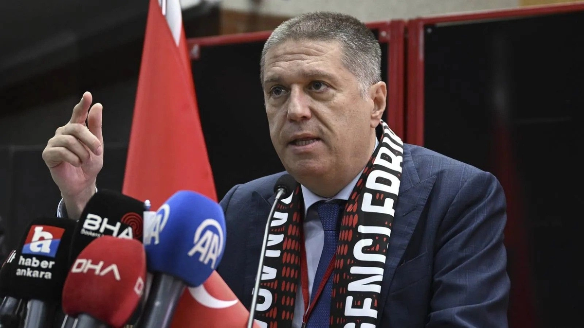 Gençlerbirliği Başkanı Arda Çakmak İrfan Can Eğribayat ve Salih Uçan ile anlaştıklarını açıkladı