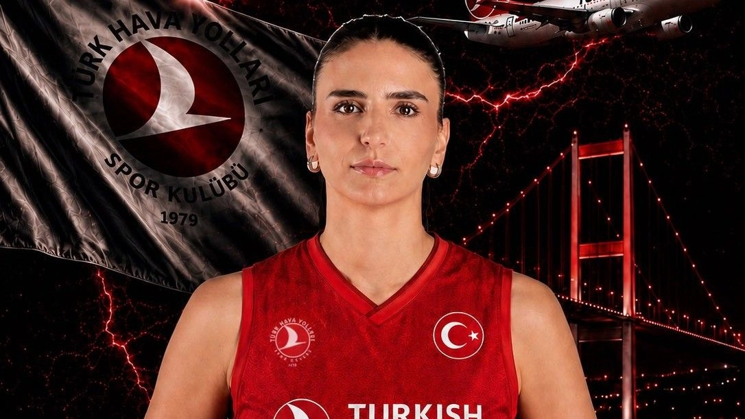 Türk Hava Yolları, Büşra Güneş'i transfer etti