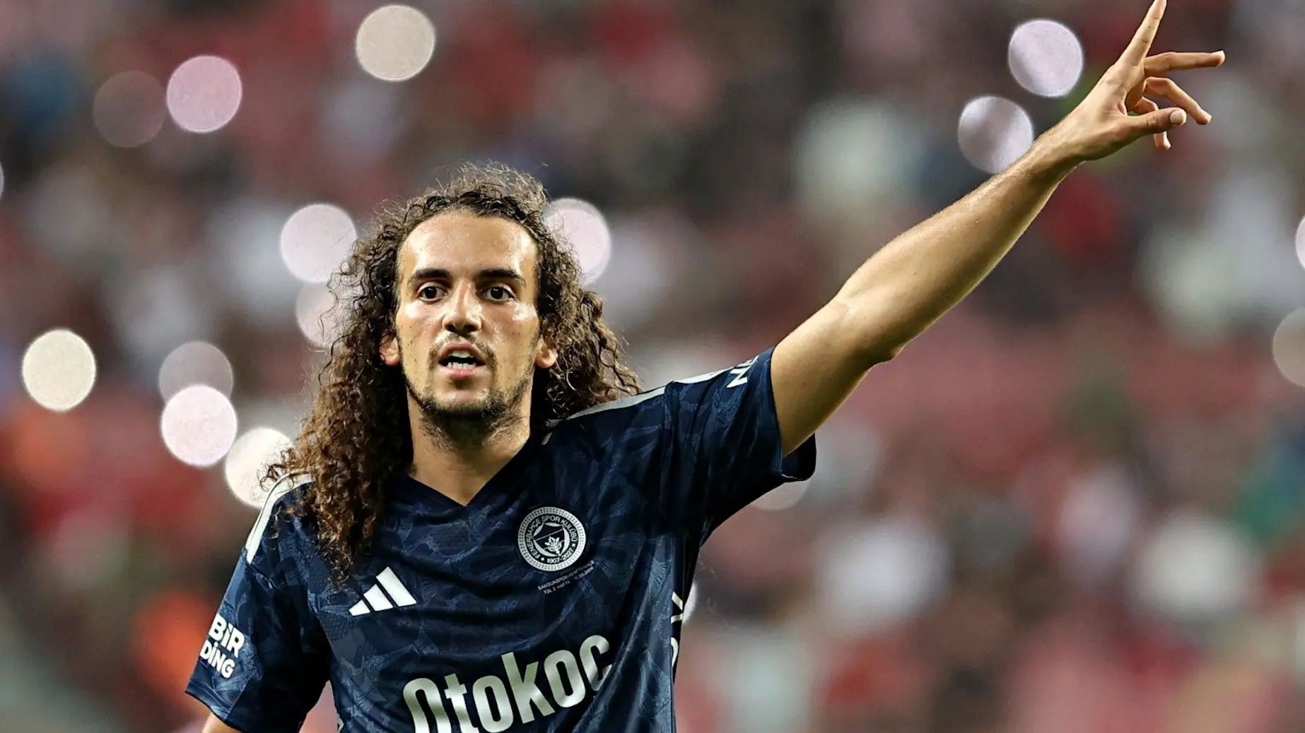 Fenerbahçe'de Guendouzi: Artık ligi düşünüyoruz!