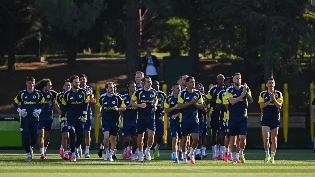 Fenerbahçe’de Kante, Şampiyonlar Ligi kadrosuna eklendi! Çıkarılan isim...
