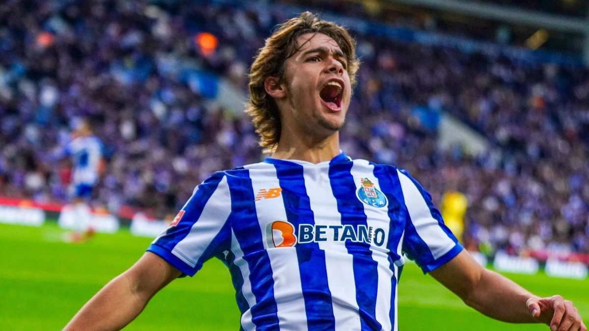 Galatasaray'da hedef Rodrigo Mora! Farioli'den açıklama
