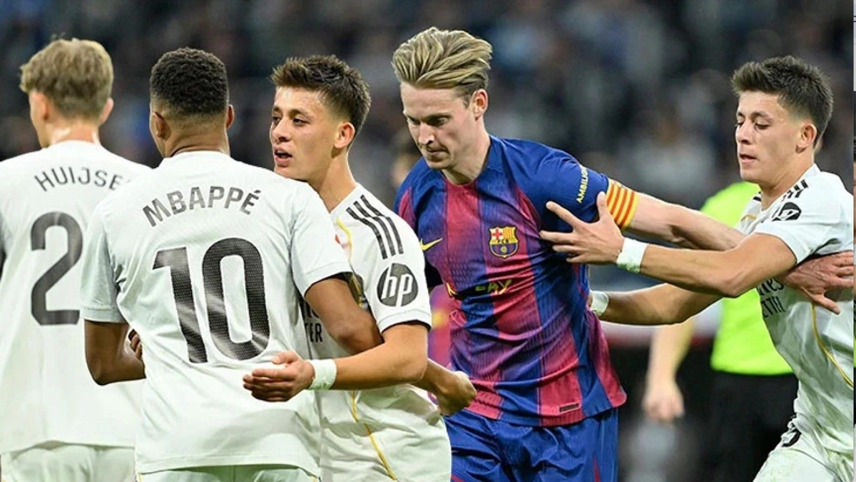 Ünlü gazeteci duyurdu: El Clasico İstanbul'a geliyor!