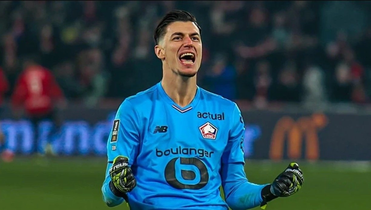 Fenerbahçe'den Berke Özer bombası! Girişimler başladı