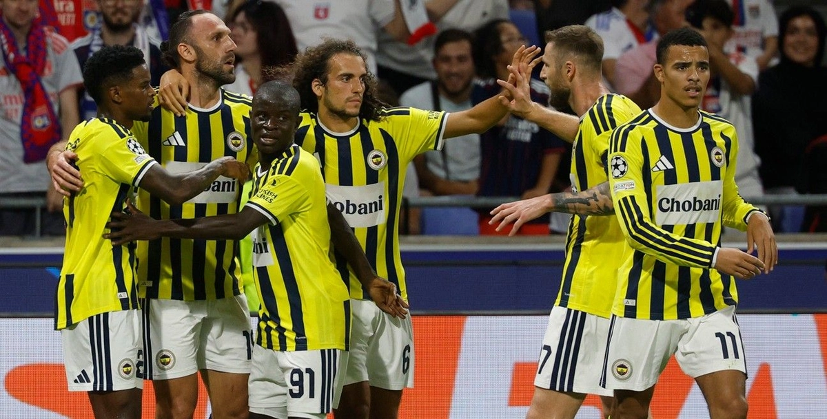 Fenerbahçe - Roma Şampiyonlar Ligi maçı neden Perşembe günü oynanacak?