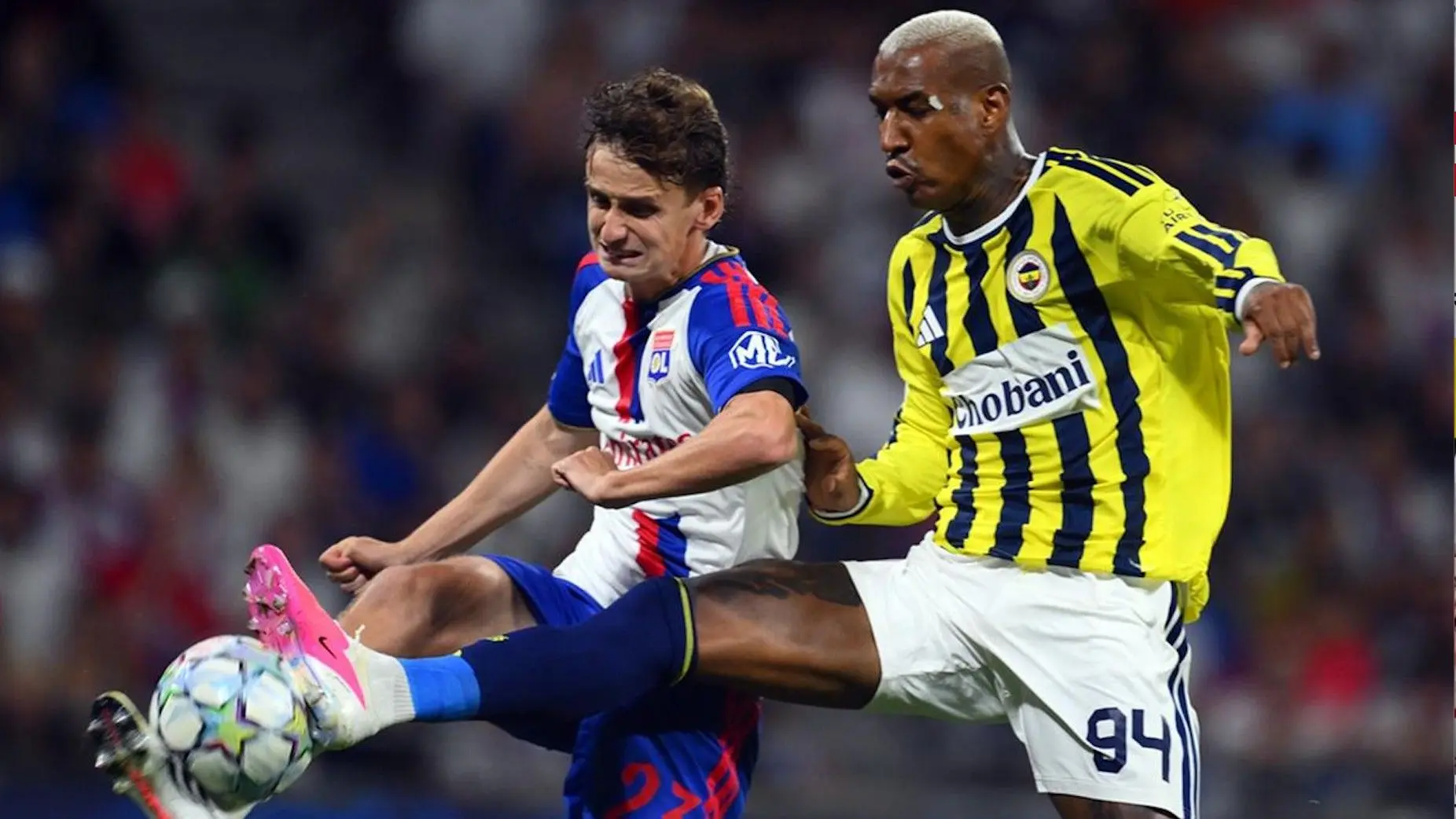 Fenerbahçe'de Talisca ile yollar ayrıldı