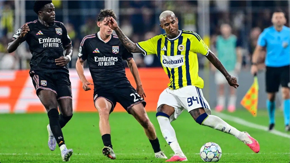FIFA'dan transfer kararı! Futbolculara bonservisten yüzde 5 pay, kulüplere yeni yasaklar