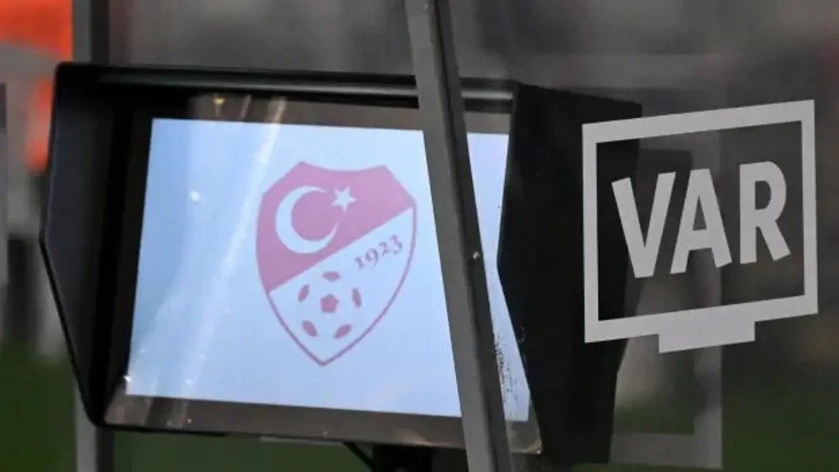 Trabzonspor-Beşiktaş maçının VAR hakemi açıklandı!