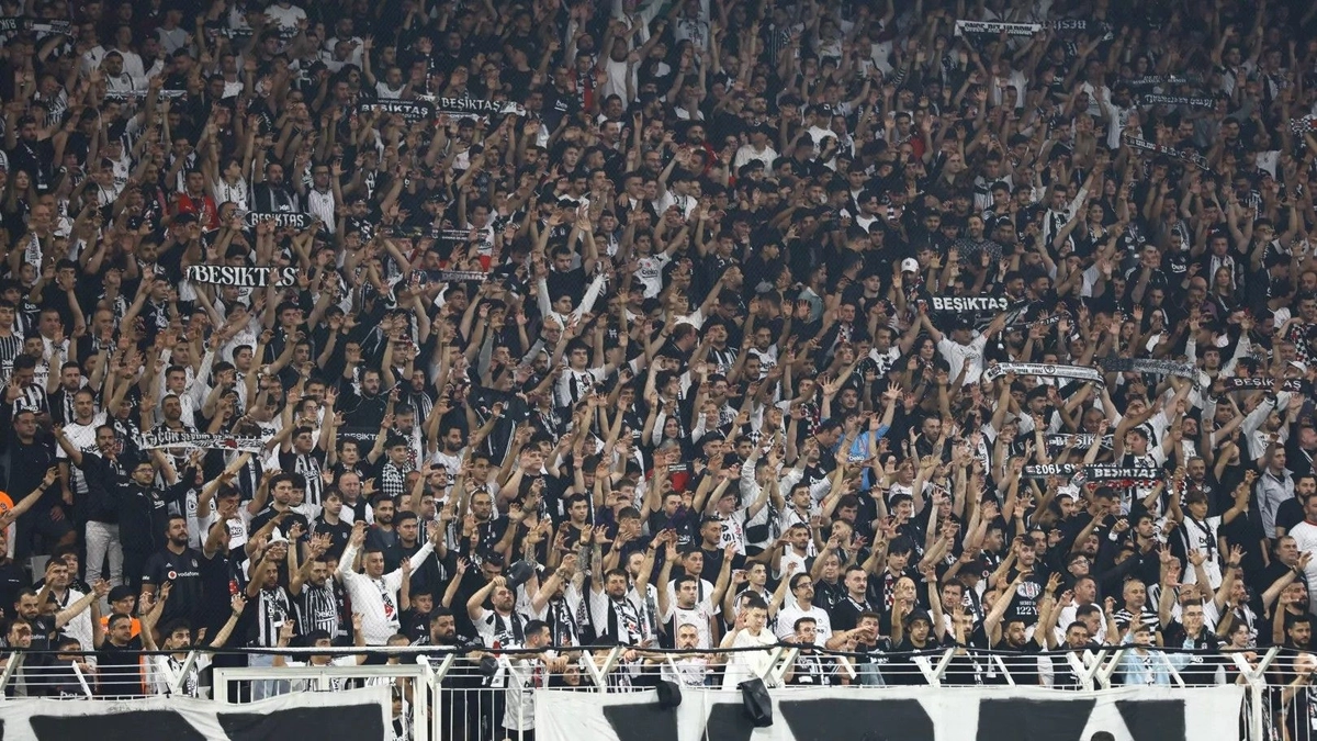 Trabzonspor ve Beşiktaş çağrı yapmıştı: Deplasman yasağı kalktı!